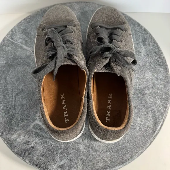 Trask Lindsey Suede Leather Grey Metallic Sneakers Tennis Shoes 36 6.5