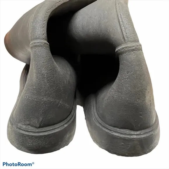 TREDS Super Tough 17&quot; Pull-On Stretch Rubber Overboots