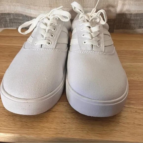 Tretorn Chelsea White Canvas Sneakers Size 9