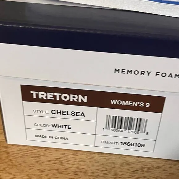 Tretorn Chelsea White Canvas Sneakers Size 9