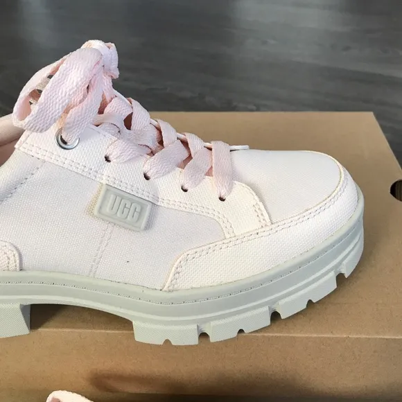 UGG ASHTON HIBRID SNEAKERS