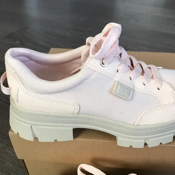 UGG ASHTON HIBRID SNEAKERS