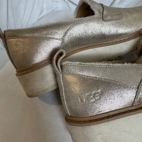 UGG Atwater Metallic Slip On Wool Loafers Footwear Woman Lady Size 8.5