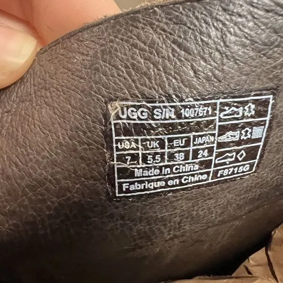 UGG Australia Boots Size 7 Dayle Lodge Brown Oiled Leather Tall Zip Riding