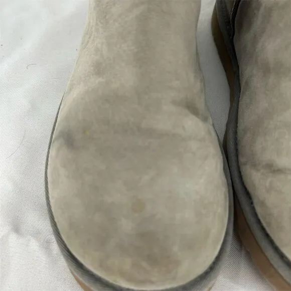 UGG Australia Women's Gray Remora Buckle Booties Size 10 Winter Casual