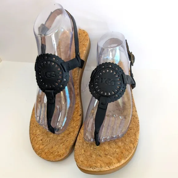 UGG Ayden Leather Sandals Ankle Strap, Comfort, Style, Sun Medallion, like new