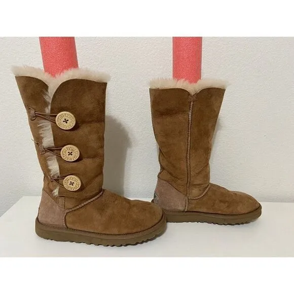 UGG Bailey Button Triplet Sheepskin Mid Calf Boots Chestnut Women's Size 6