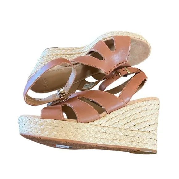 UGG Careena  Leather Ankle-Strap Espadrille Platform Wedge Sandals NEW Size 9.5
