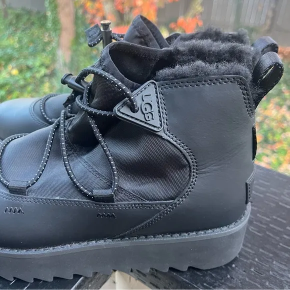 UGG Classic Rising Toggle Platform Boots in Black Women’s Size 6