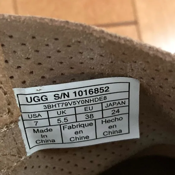 UGG Classic Unlined Mini Perforated boots Size 7