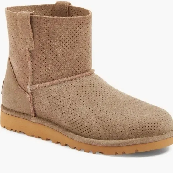 UGG Classic Unlined Mini Perforated boots Size 7