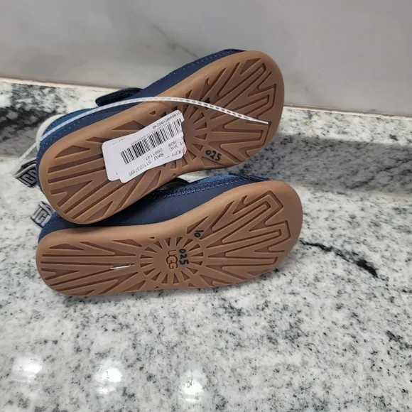Ugg Delta Closed Toe - Ensign Blue