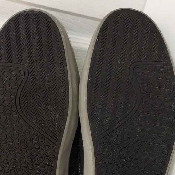 UGG Garrick Oxford Black Leather Sneakers Sz 14