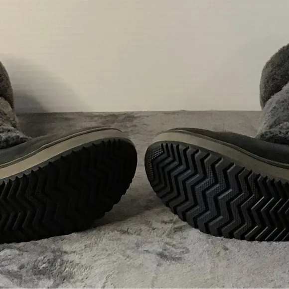 UGG LILYAN WOMEN Mid Calf BOOTS LEATHER Black/Gray Unique Waterproof Siz…
