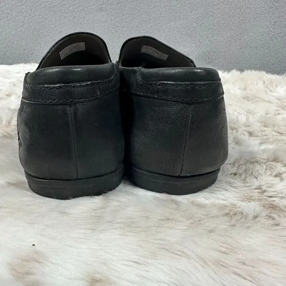 Ugg Loafers Mens 9 Black Leather Slip On Shoes