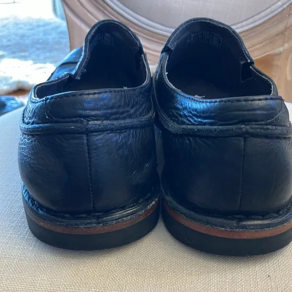 Ugg Mens All leather Black Slip On Sherpa Lined Loafers Size 10.5