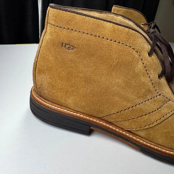 UGG Mens Chukka Boots 10.5 Brown Suede Leather Treadlite Comfort Leather Lined