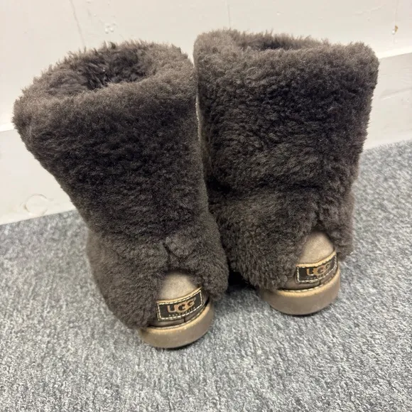 Ugg Patten Cozy Women's Shearling Boots - Brown Size 9