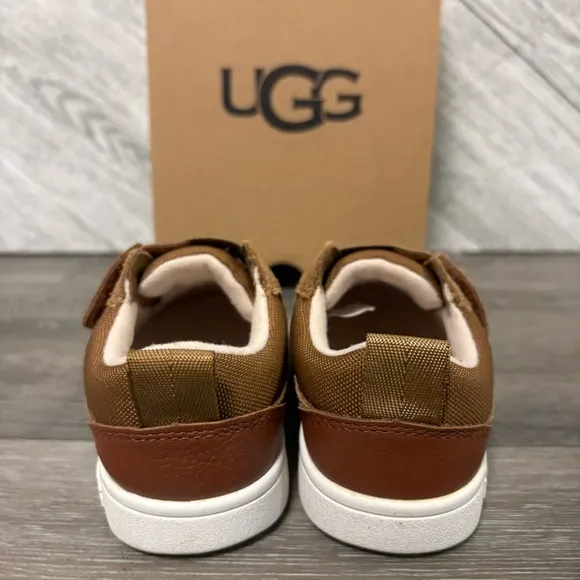 UGG | Rennon Low Sneakers In Chestnut Size 8 Toddler New In Box