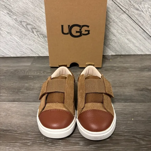UGG | Rennon Low Sneakers In Chestnut Size 8 Toddler New In Box