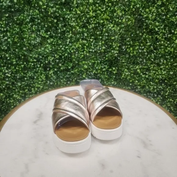 UGG® Women's Zayne Crossband Slide Sandals Gold
