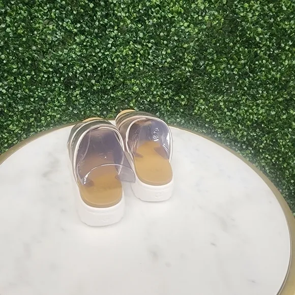 UGG® Women's Zayne Crossband Slide Sandals Gold