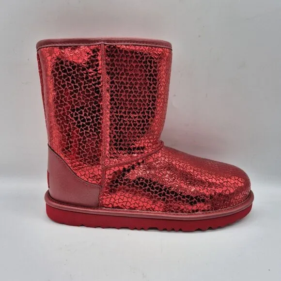 Ugg Youth Size 6 Classic II Gel Red Hearts Short Mid Boots Plush