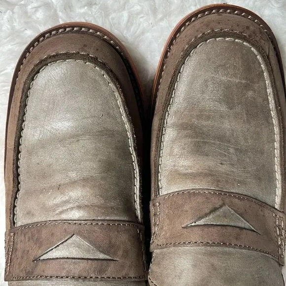 Ugg Australia Men Barren Nubuck Penny loafers slip on size 9.5