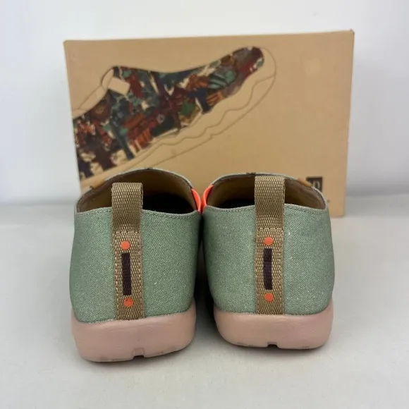 UIN Footwear Bears Hug Artistic Slip On Loafers Mens Size: 43 US: 9.5