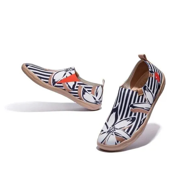 UIN Women's Travel Shoes Slip On Casual Knit Comfort Loafers (Striped Flowers)