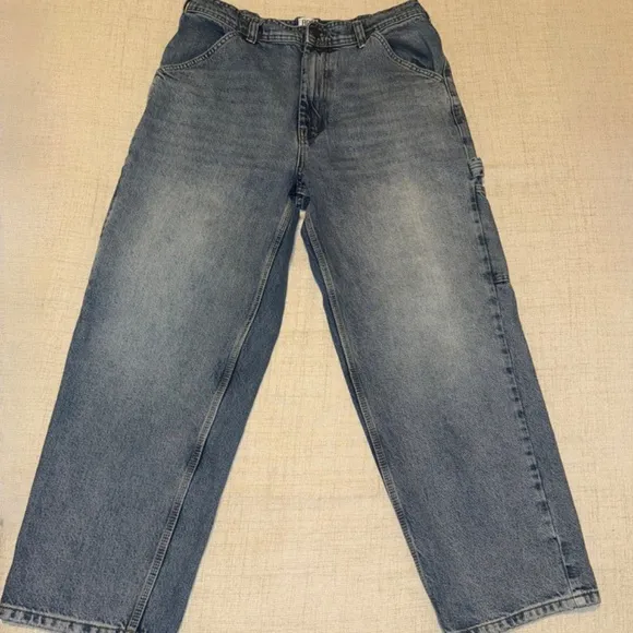 Urban Outfitters | BDG Blue Light Wash Carpenter Jeans | W34 L32