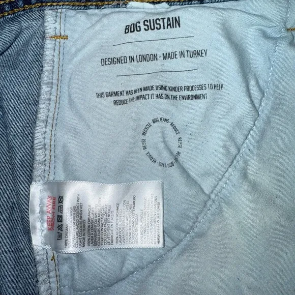 Urban Outfitters | BDG Blue Light Wash Carpenter Jeans | W34 L32