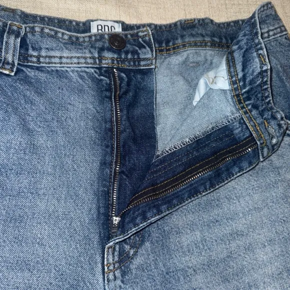 Urban Outfitters | BDG Blue Light Wash Carpenter Jeans | W34 L32