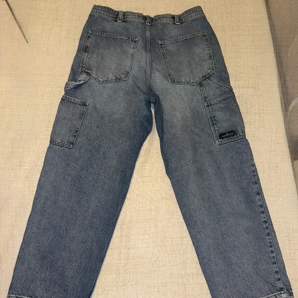 Urban Outfitters | BDG Blue Light Wash Carpenter Jeans | W34 L32