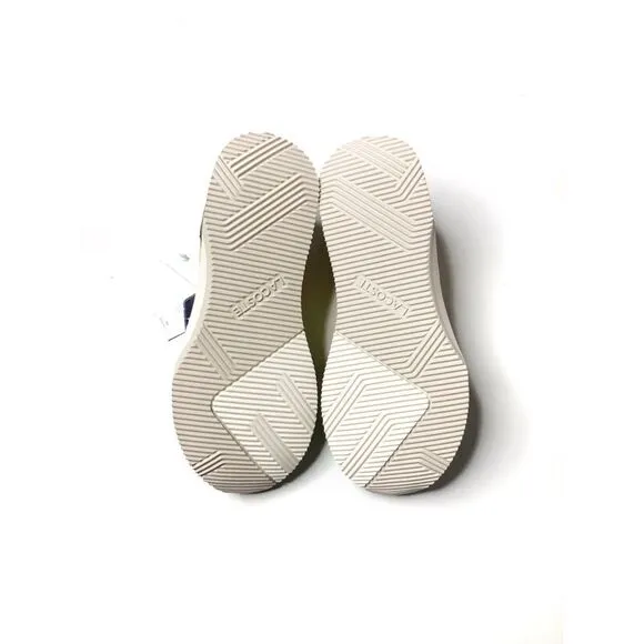 Urban Outfitters x Lacoste Match Break Sneakers $130 Sz 6