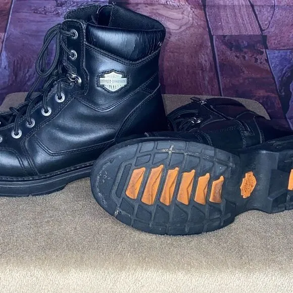 Used Harley Davidson riding boots in size 8 1/2