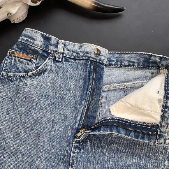 v i n t a g e :: Gitano Distressed Acid Wash Denim Mini Skirt