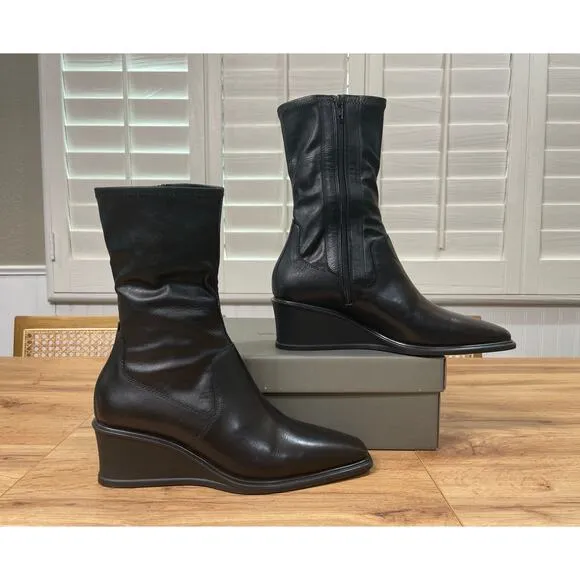 Vagabond Aino Black Boots Size 8 US 38 EU NIB Contemporary Stretch Ankle Boots