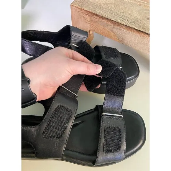 Vagabond Shoemakers Women's Black Chunky Strappy Adjustable Sandals Size 8