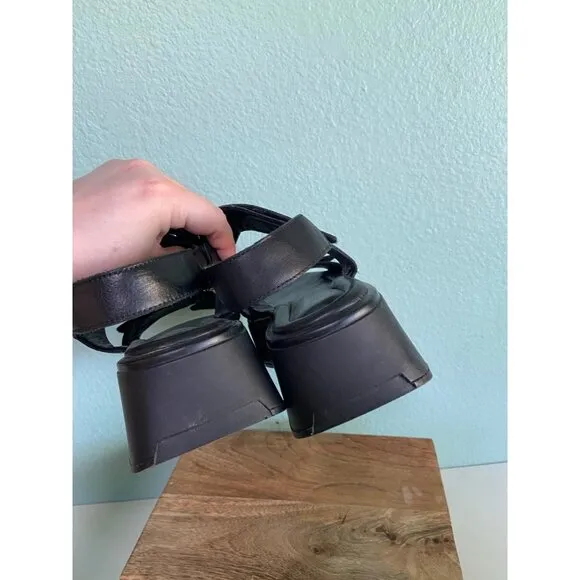 Vagabond Shoemakers Women's Black Chunky Strappy Adjustable Sandals Size 8