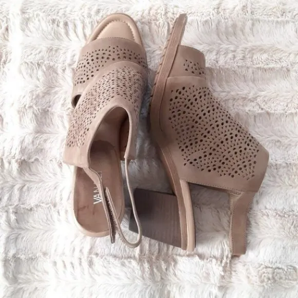 Vaneli Tan Strappy Sandals