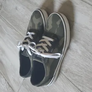 Vans Atwood Canvas Green Camo Print