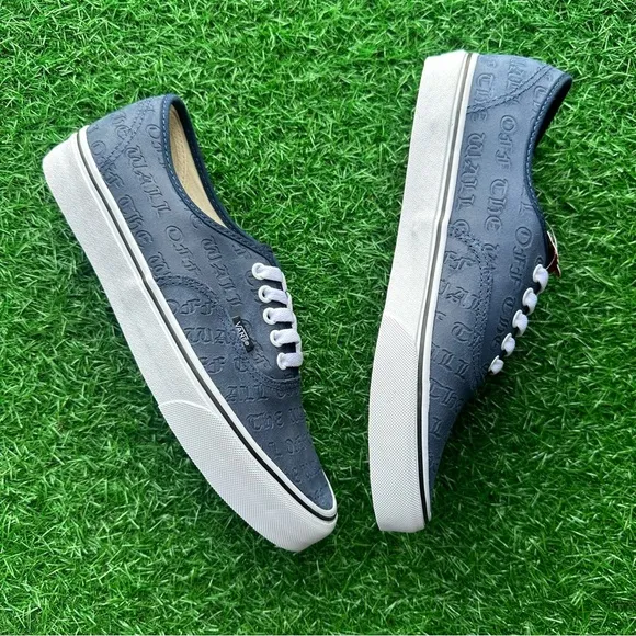 Vans Authentic Deboss Off The Wall Dress Blues True White