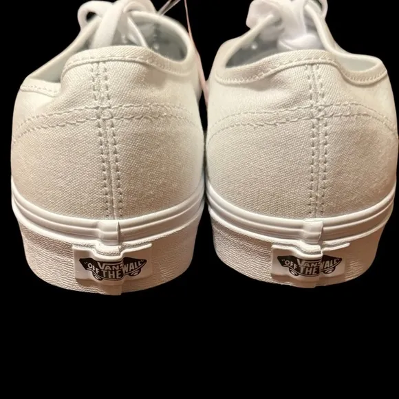 VANS Authentic True White Sneakers NEW