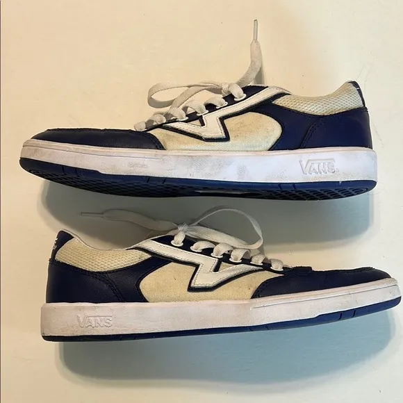 VANS Blue Cream Low-Top Sneakers Lowland Leather Lace-Up Canvas Skateboarding 11