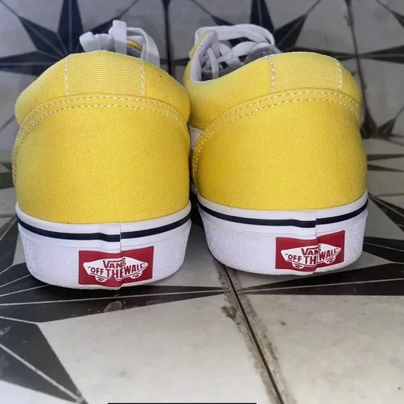 Vans Canvas Sneakers Yellow/White Mens 10.5 EUC