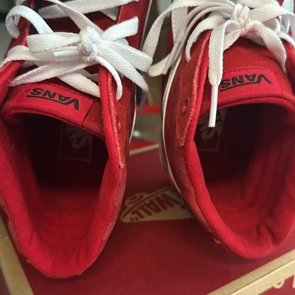 Vans-Checkered High Tops Men’s Size 9 Red  White Off The Wall Sneakers w…