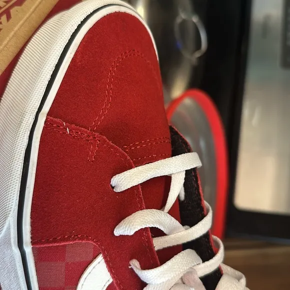 Vans-Checkered High Tops Men’s Size 9 Red  White Off The Wall Sneakers w…