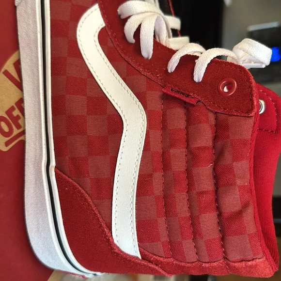 Vans-Checkered High Tops Men’s Size 9 Red  White Off The Wall Sneakers w…