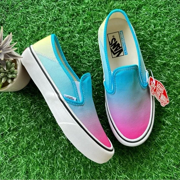💫Vans Classic Slip On add Ombré SEND OFFERS